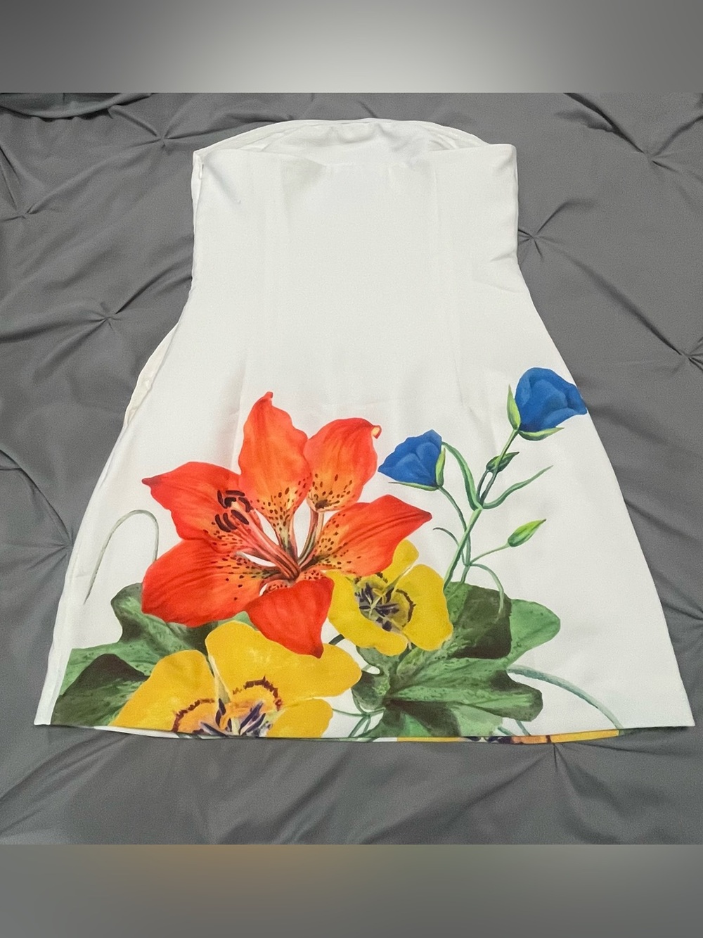 Runaway The Label Primrose White Flower mini dress - Picture 5 of 7